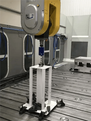 Calibration of large swivel head machine
