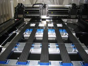 Conveyors Flat panel displays